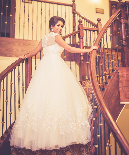 10 Fabulous Christian Dress Ideas for the Beautiful Bride!